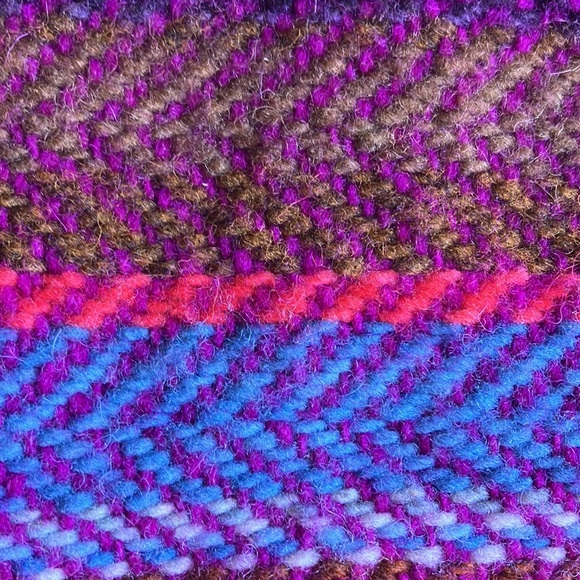 100% Wool Unisex Zapotec Mexican Poncho, One Size - Picture 7 of 16